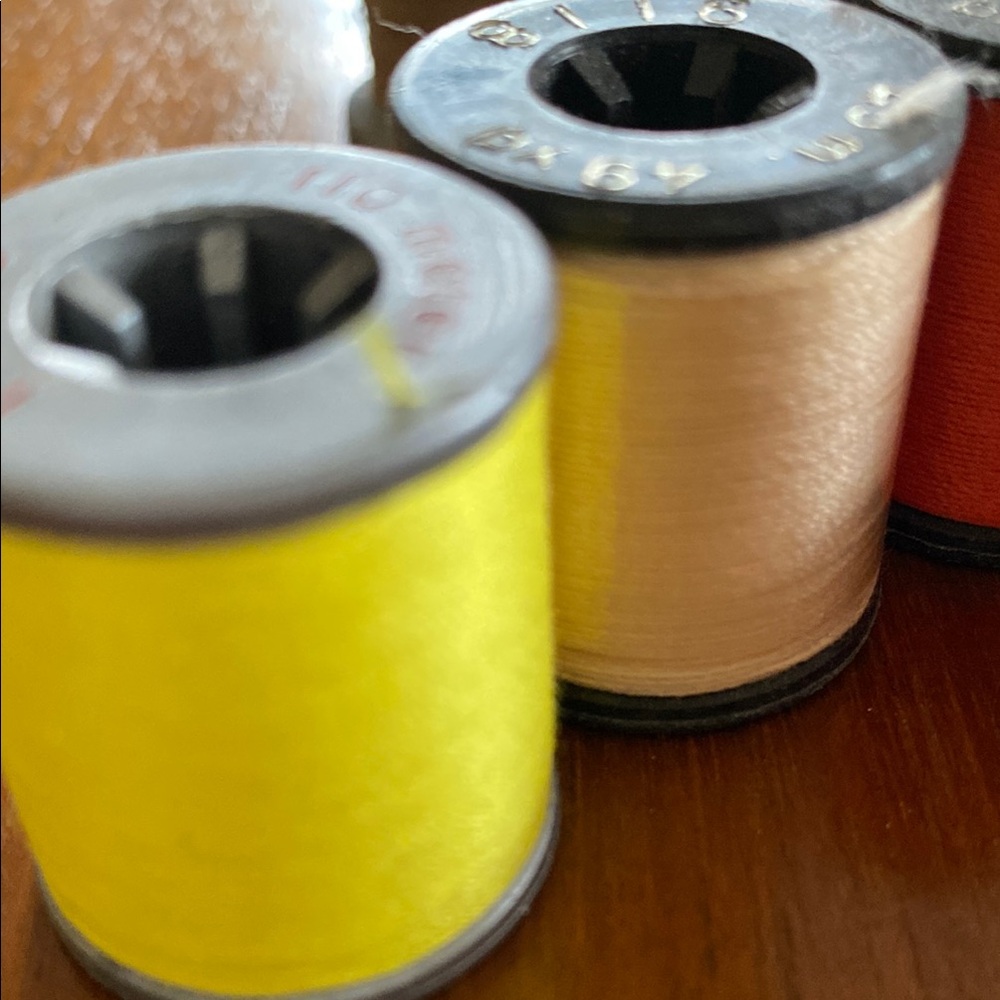 Vintage Set of Molnlycke Thread - Picture 8 of 12